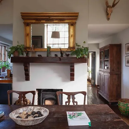 The Stable Yard House At Burtown House & Gardens Атай