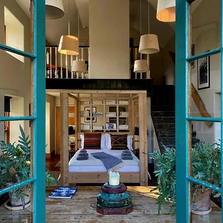 The Stable Yard House At Burtown House & Gardens * את'י