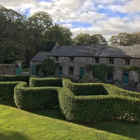 וילה The Stable Yard House At Burtown House & Gardens את'י