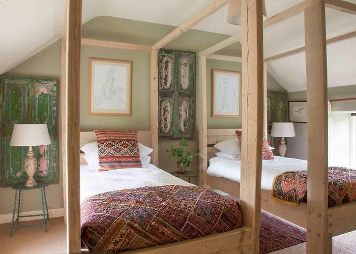 The Stable Yard House At Burtown House & Gardens *