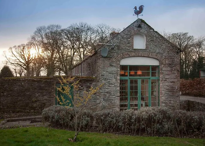 The Stable Yard House At Burtown House & Gardens