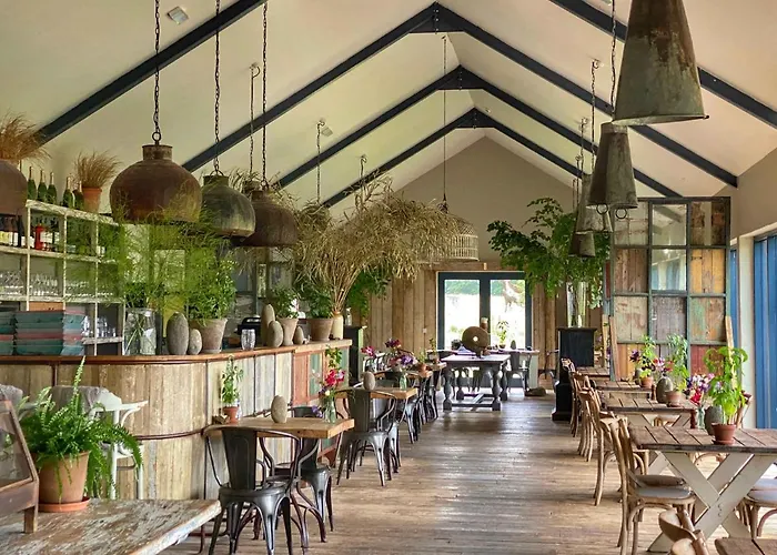 ヴィラ The Stable Yard House At Burtown House & Gardens