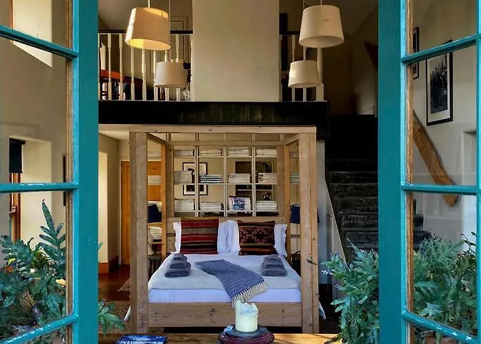 The Stable Yard House At Burtown House & Gardens * アシー