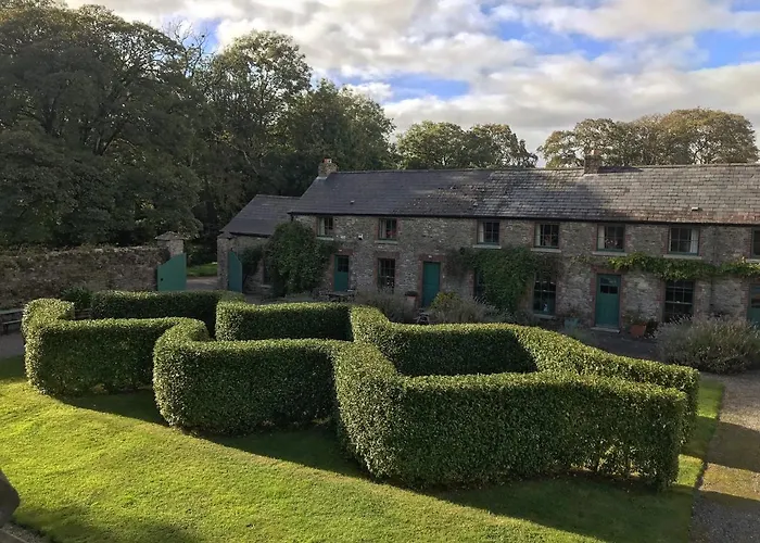 ヴィラ The Stable Yard House At Burtown House & Gardens アシー