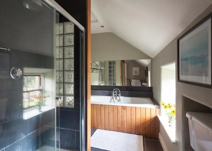 ヴィラ The Stable Yard House At Burtown House & Gardens アシー